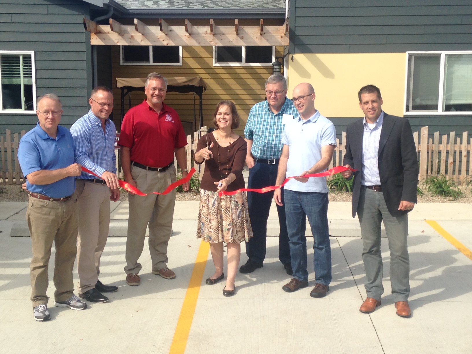 Highland_Five_-_Ribbon_Cutting2_jpg.jpg